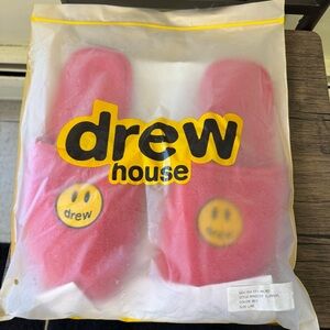 Read Drew House slippers